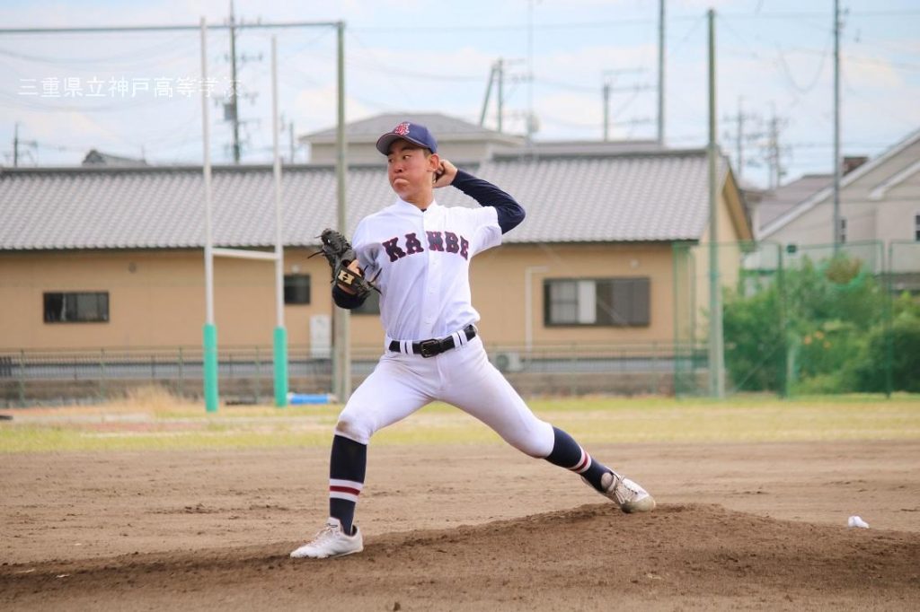 硬式野球部 野球部ｏｂの皆様へ 新ユニフォームへのご支援 誠にありがとうございました 三重県立神戸高等学校