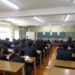 【進路】「先輩を囲んで」を実施しました